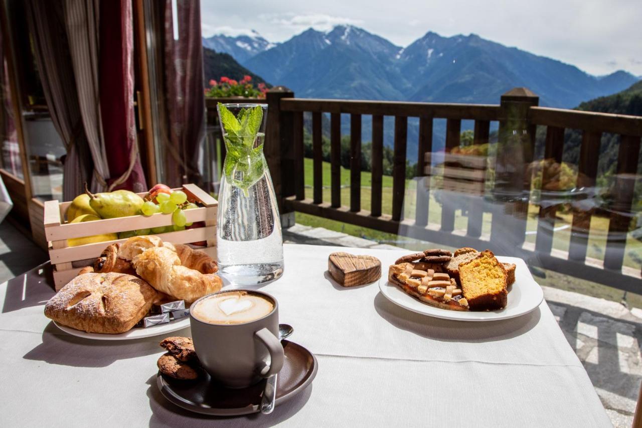 Hotel Silou Retreat Champdepraz Exterior foto