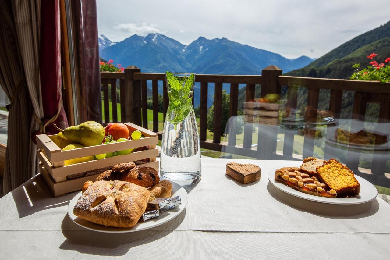 Hotel Silou Retreat Champdepraz Exterior foto