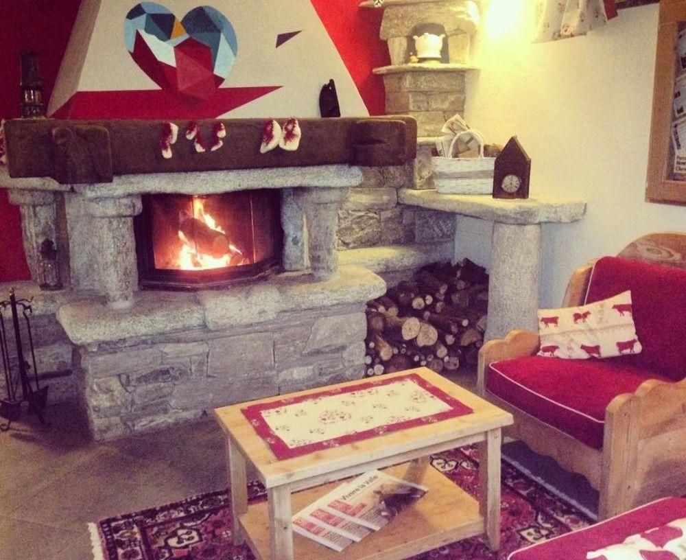 Hotel Silou Retreat Champdepraz Exterior foto