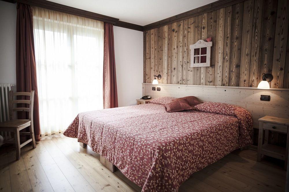 Hotel Silou Retreat Champdepraz Exterior foto