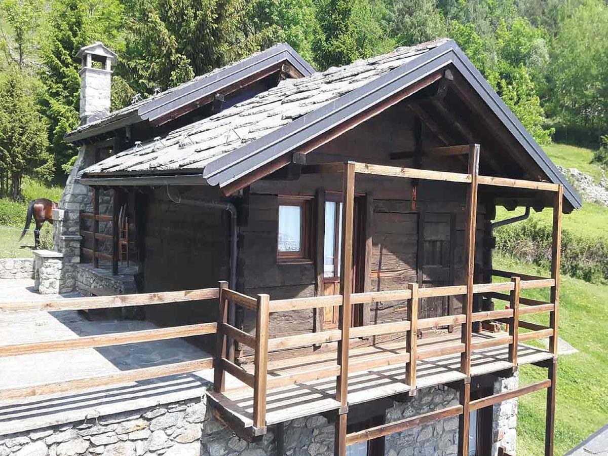 Hotel Silou Retreat Champdepraz Exterior foto